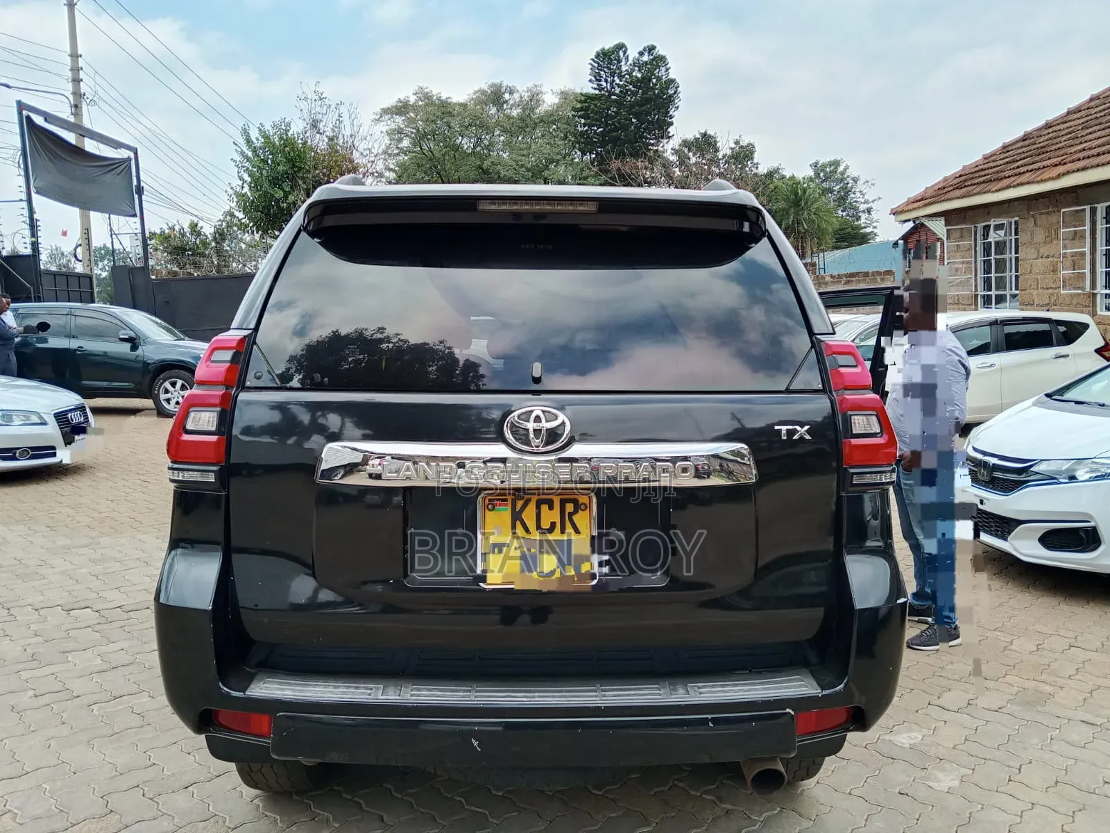 Toyota Land Cruiser Prado 2011 Black