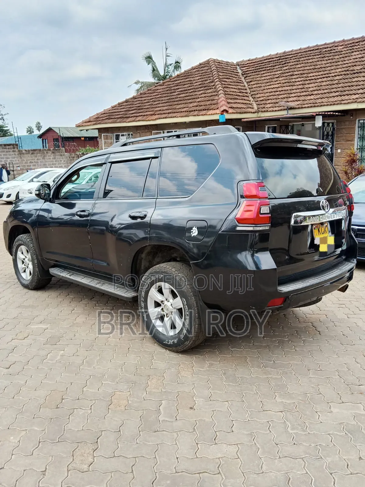 Toyota Land Cruiser Prado 2011 Black