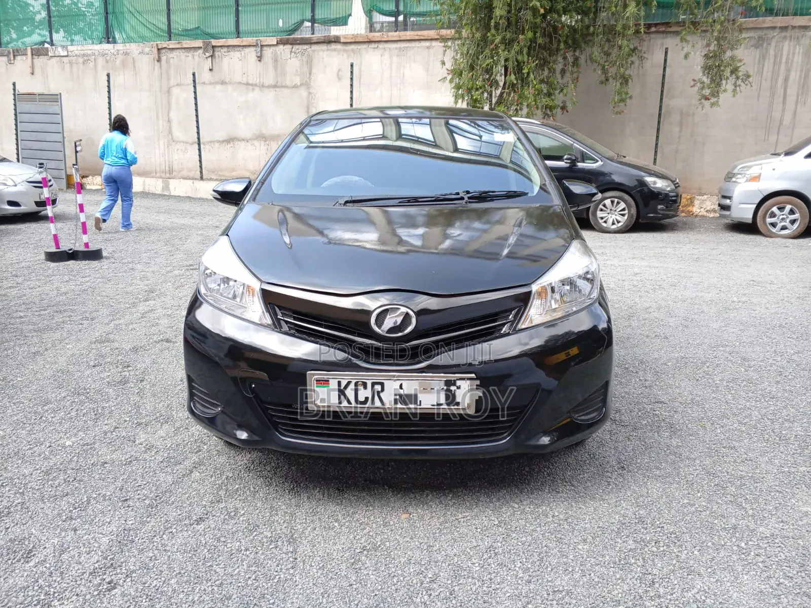 Toyota Vitz 2012 Black