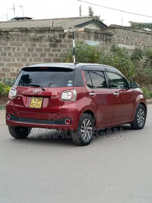 Toyota Passo 2017 Red