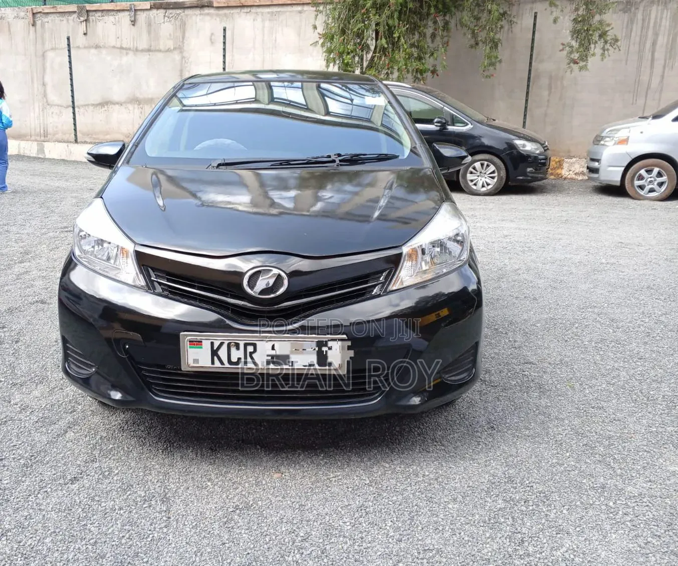 Toyota Vitz 2012 Black