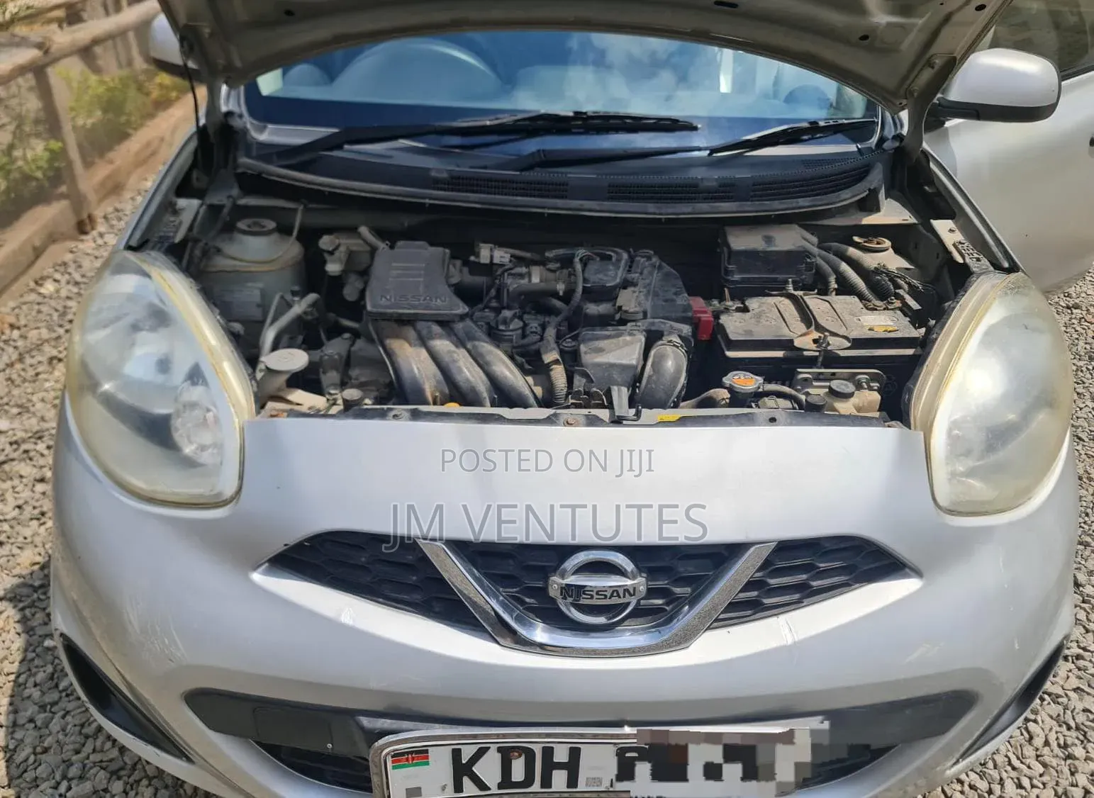 Nissan March 2015 Silver