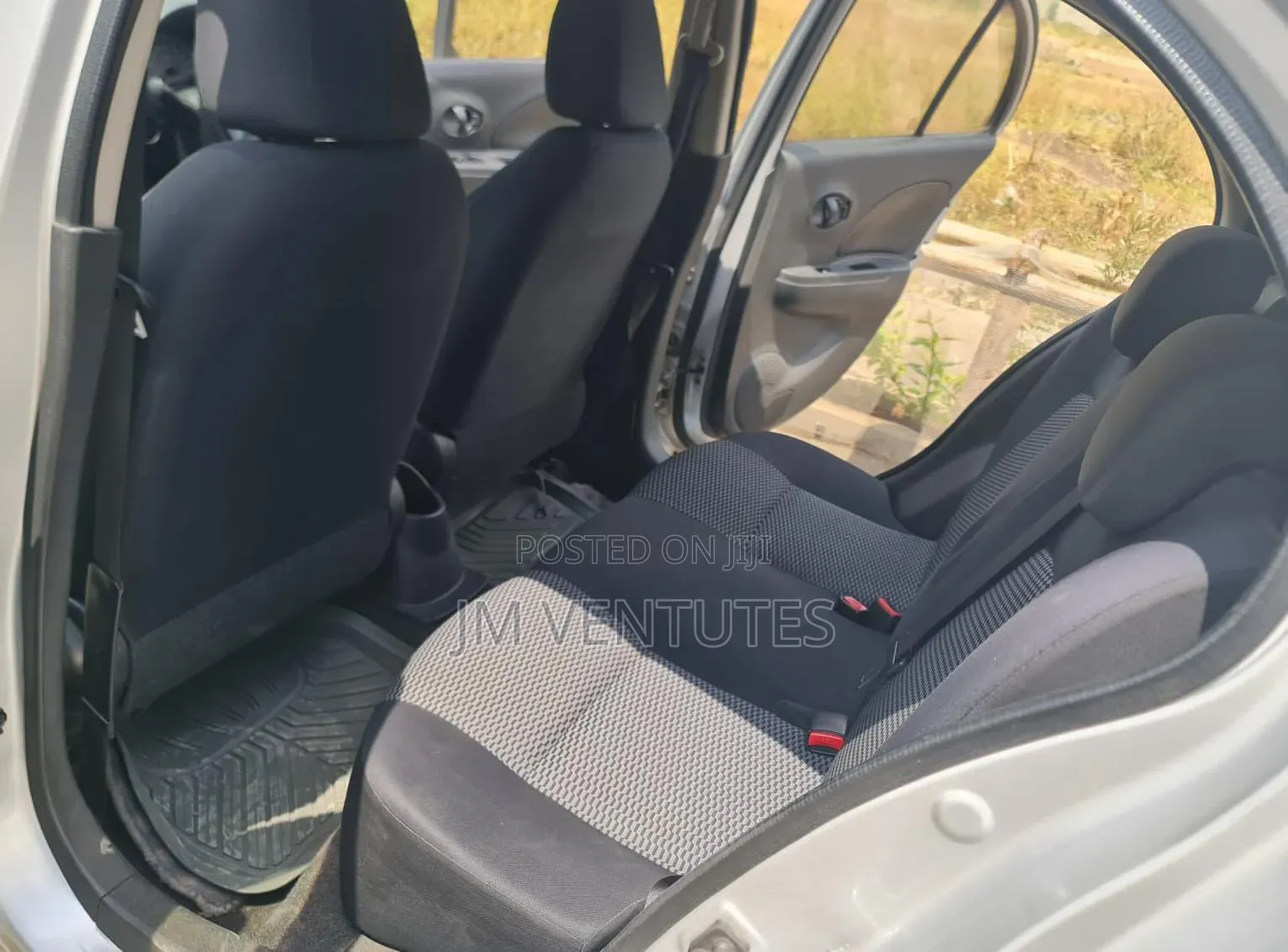 Nissan March 2015 Silver