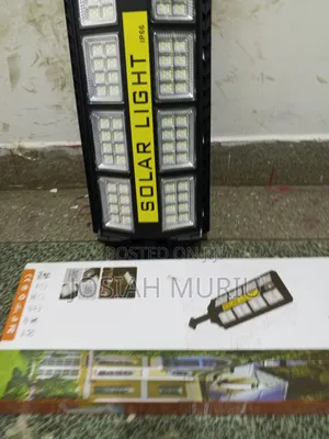 400W All-in-One Solar Street Light for Roads, Compounds &