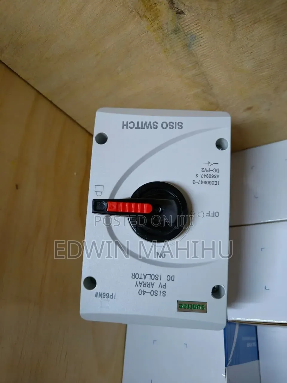 Suntree Solar Isolator Switch