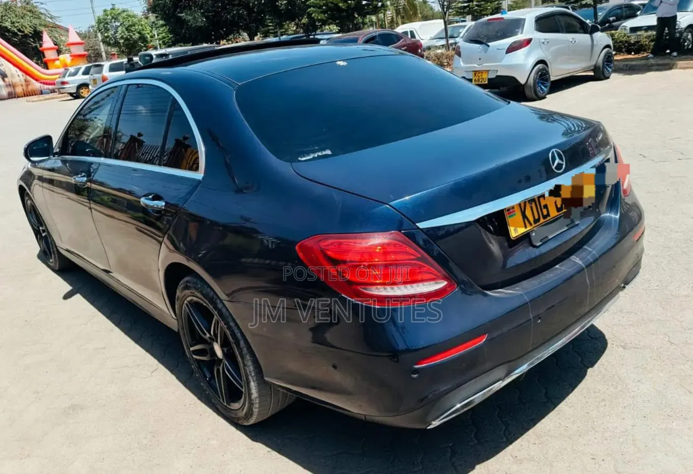 Mercedes-Benz E250 2016 Black