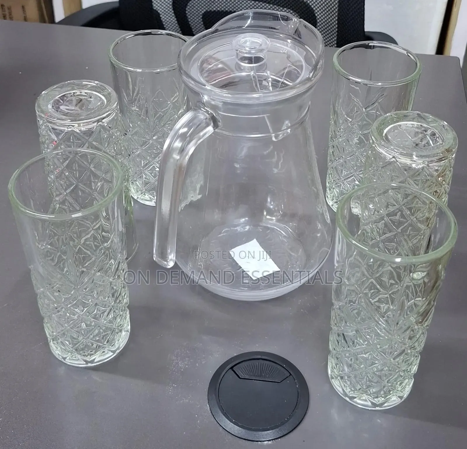 *7pc Glass Set * 
6pcs Glasses 330 Ml 
1pc Water Jug
