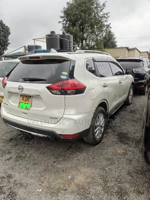 Nissan X-Trail 2017 White