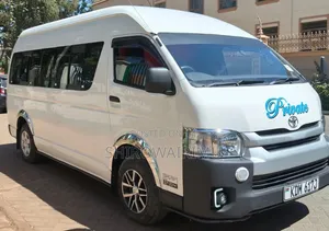 Toyota HiAce 2017