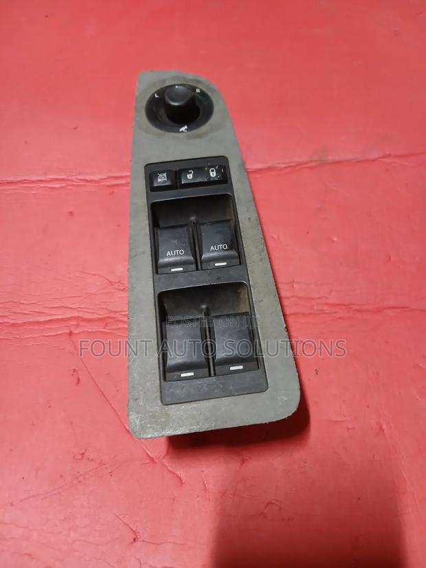 Window Mainswitch Chrysler 300C 2007