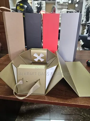 Luxury Collapsible Wine Box – Strong Magnetic Closure