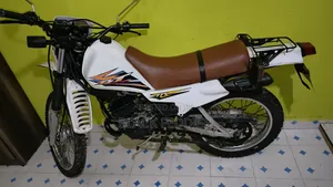 Yamaha DT175 2021 White