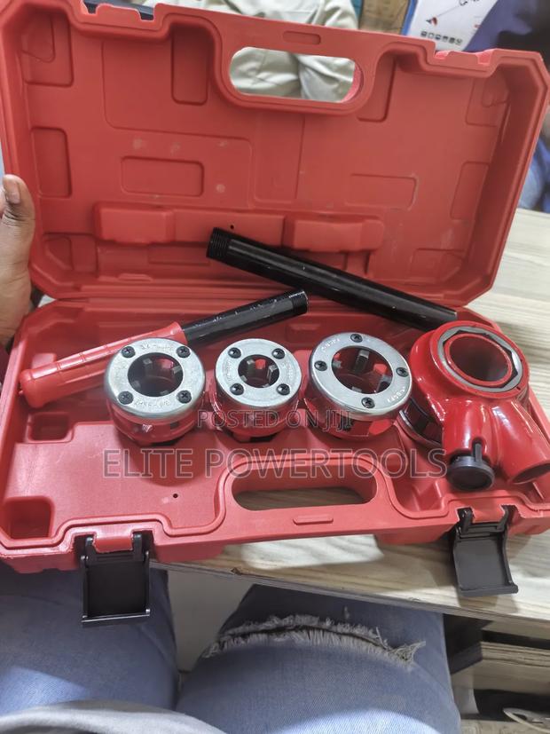 Manual Pipe/Threading Die Set / Die Stock