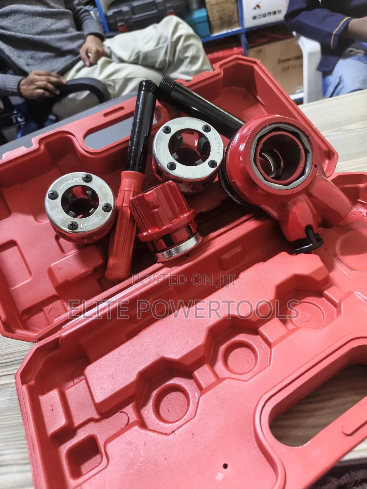 Manual Pipe/Threading Die Set / Die Stock