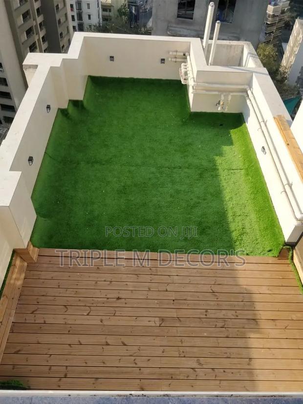 Heavy Duty Outdoor Artificial Turf Carpet for Gardens & Balconies