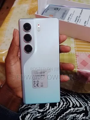 Tecno Camon 40 256 GB Blue
