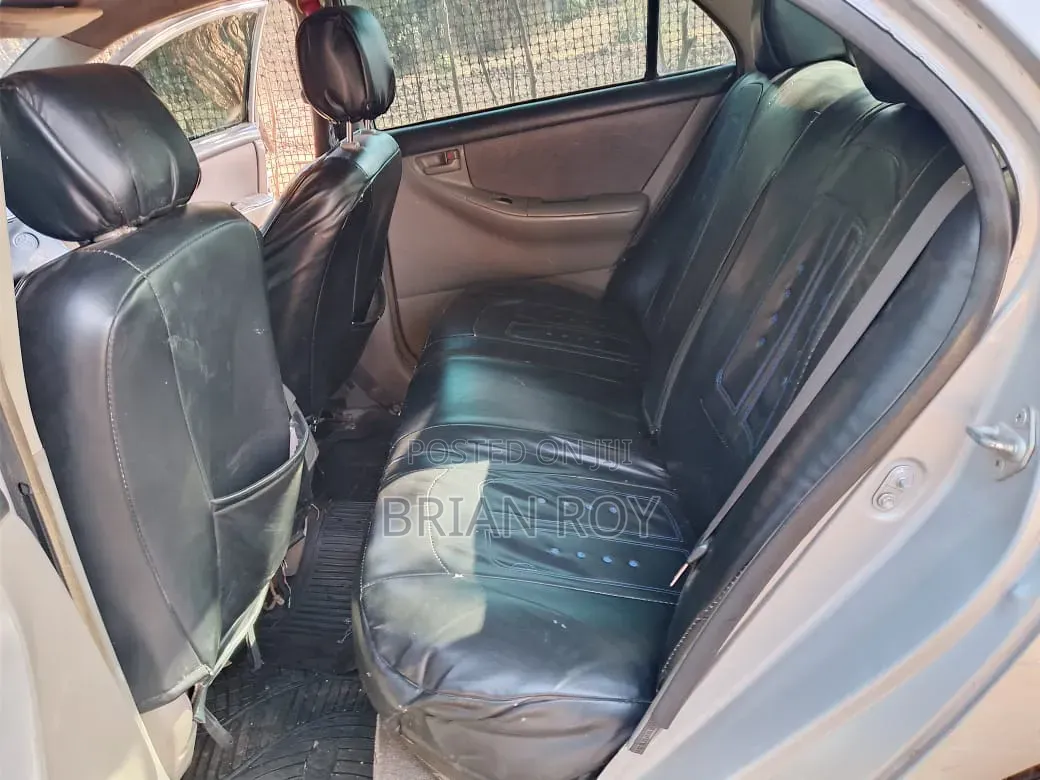 Toyota Corolla 2002 Silver