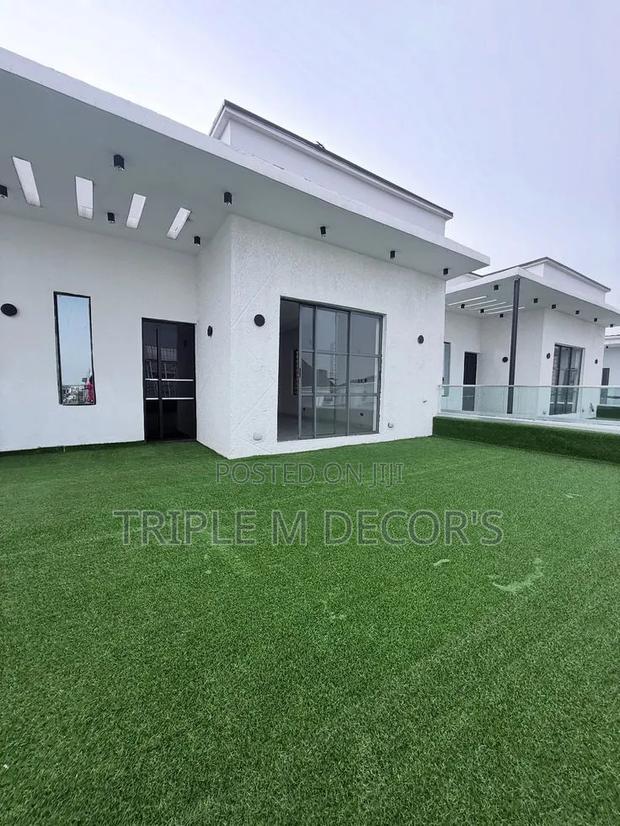 High-Density UV-Resistant Synthetic Turf Carpet Per Square Meter