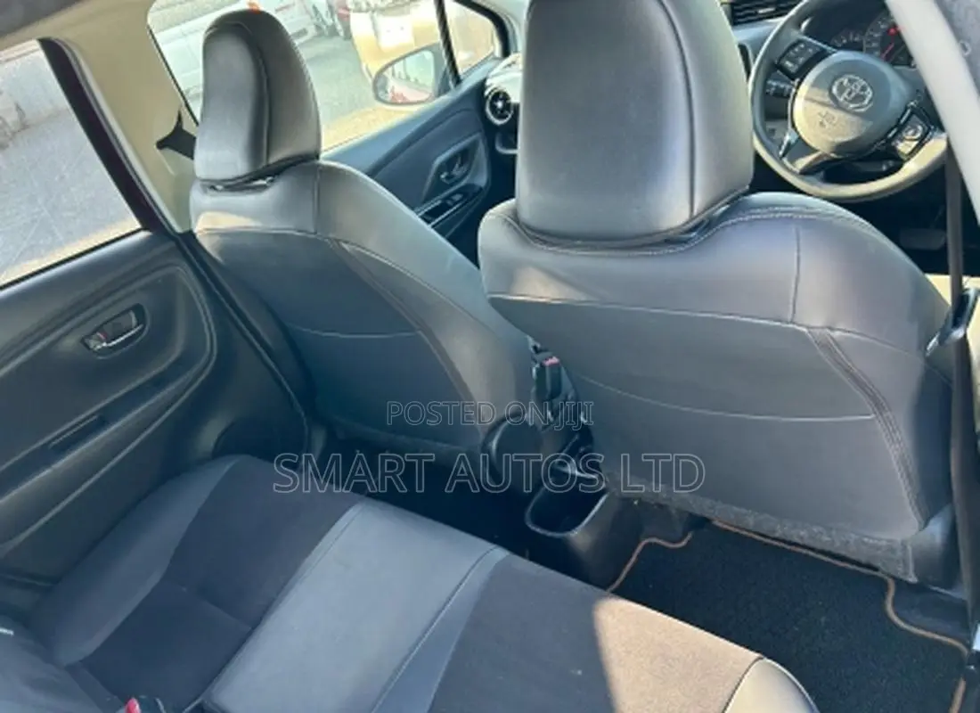 Toyota Vitz 2019 Red
