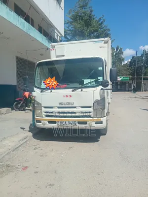 Isuzu Elf Canter