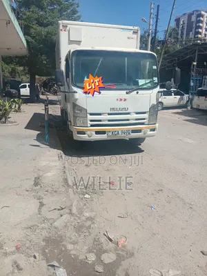 Isuzu Elf Canter