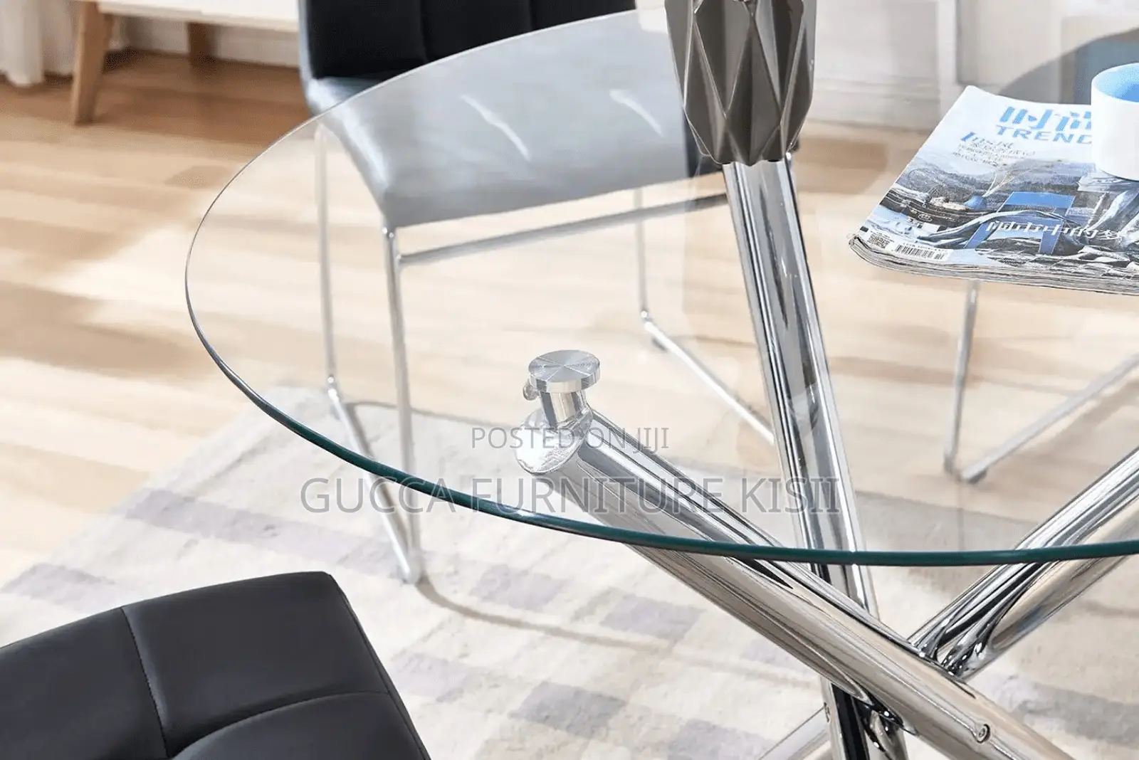 Coffee Table; Generic Round Transparent Glass Dining Table