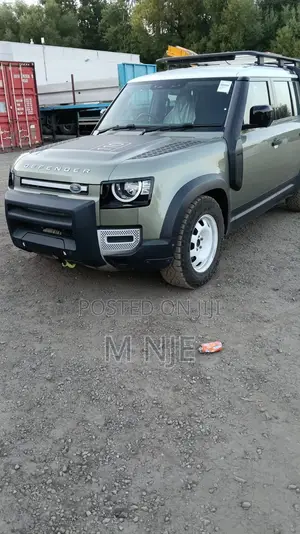 Land Rover Defender 2019 Green