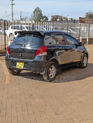 Toyota Vitz 2009 Black