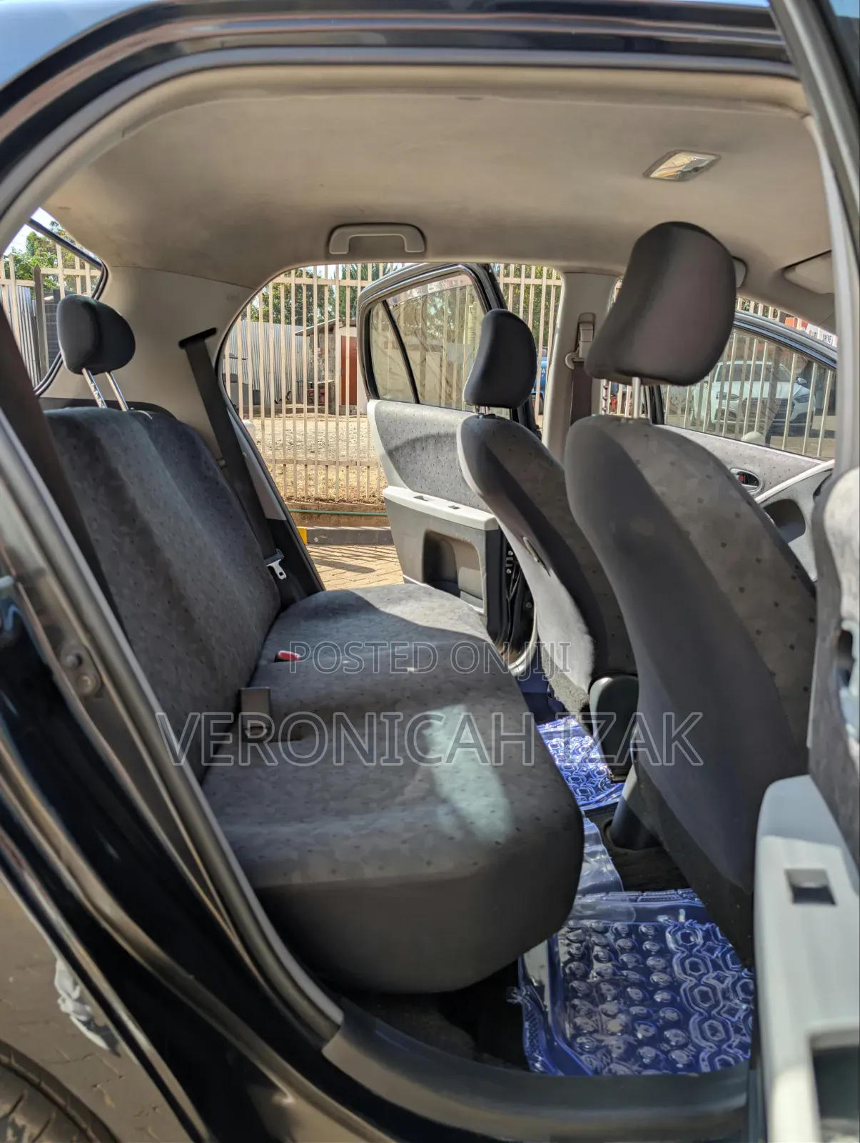 Toyota Vitz 2009 Black