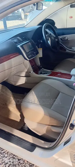 Toyota Premio 2016 White