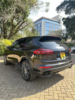 Porsche Cayenne Base AWD 2018 Black