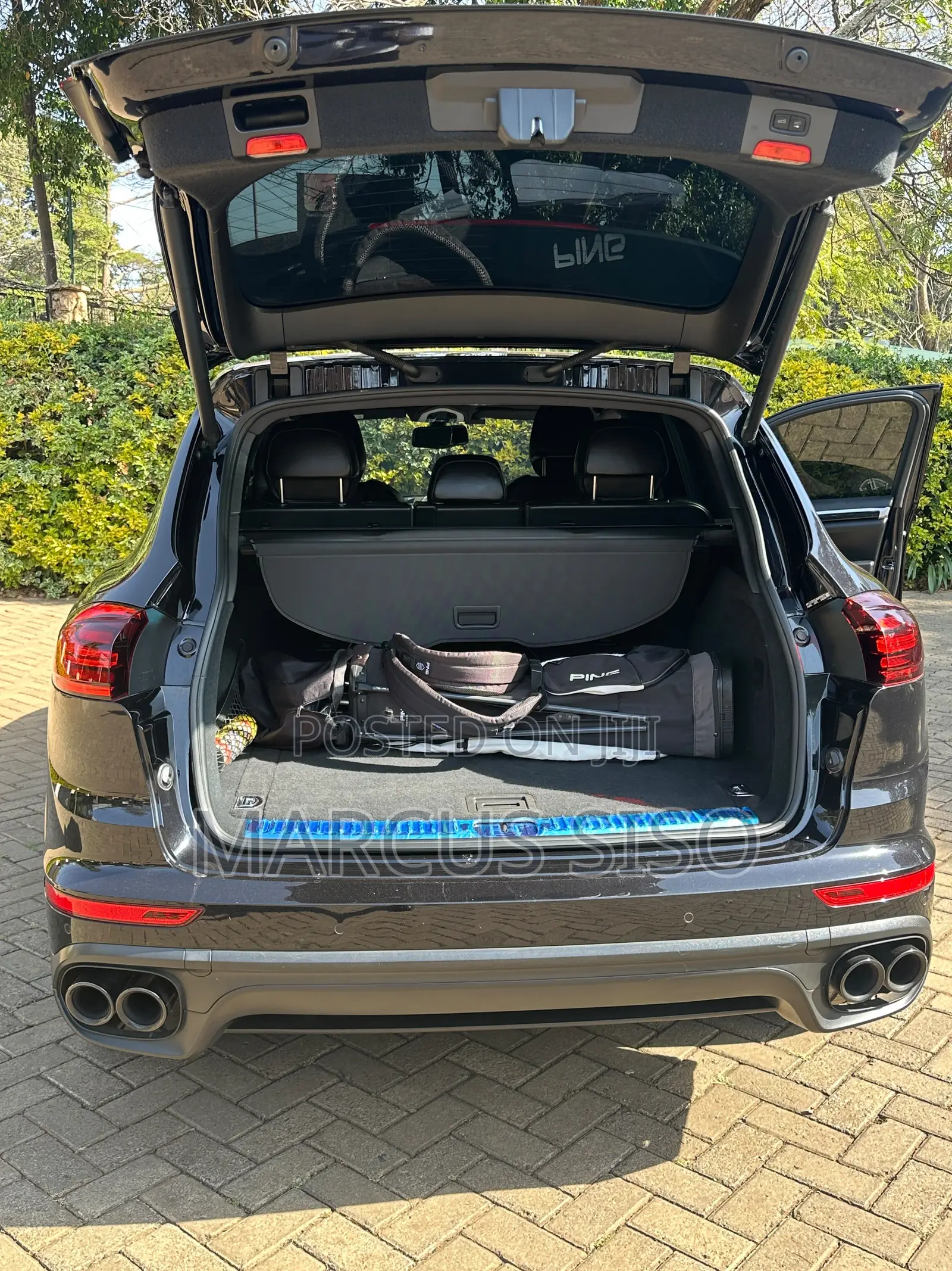Porsche Cayenne Base AWD 2018 Black