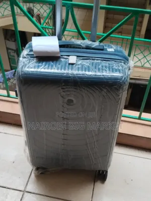 Size 3 Luxurious Suitcase