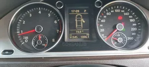 Volkswagen Passat 2013 Black