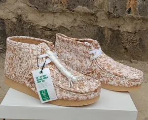 Clarks Sneakers