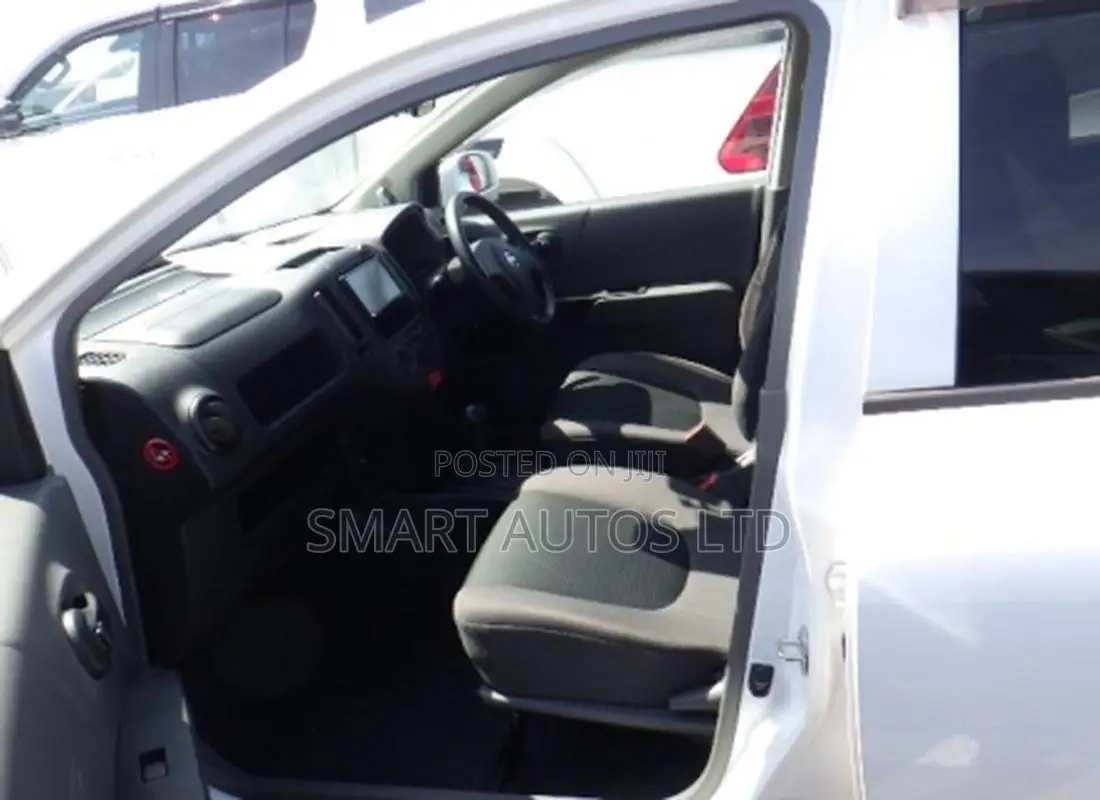 Nissan Advan 2019 Off white