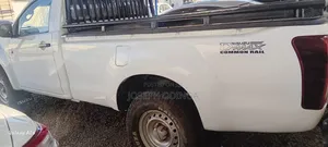 Isuzu D-MAX 2020 White