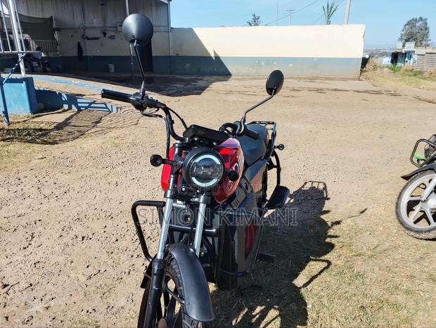 Motorcycle 2025 Red - thumbnail 3