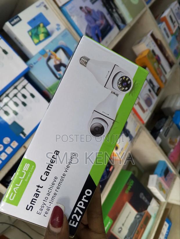 Smart Lightbulb Security CCTV Camera - thumbnail 2