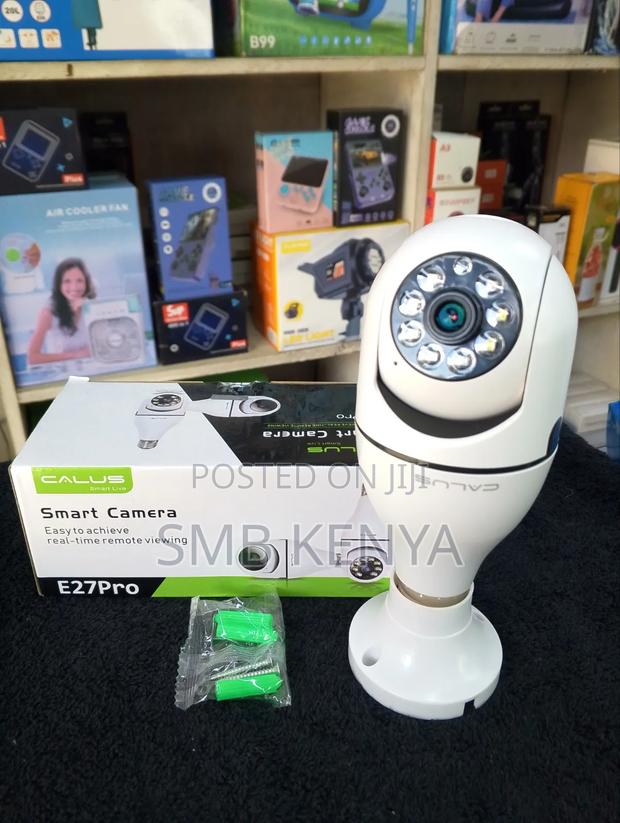 WiFi Smart Lightbulb Security Camera - main view