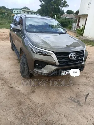New Toyota Fortuner 2025 Beige