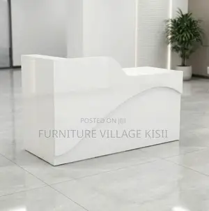Office Furniture; 1800mm Reception Desk.