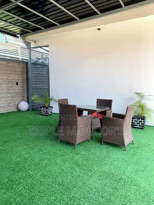 Eco-Friendly Artificial Turf Grass Roll for Rooftops & Yards