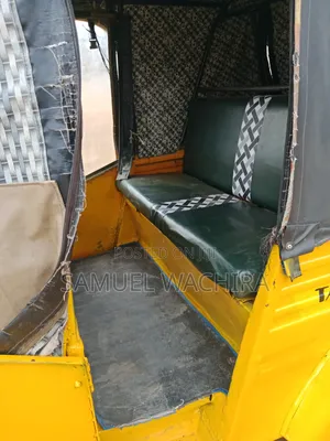 Piaggio Scooter 2018 Yellow
