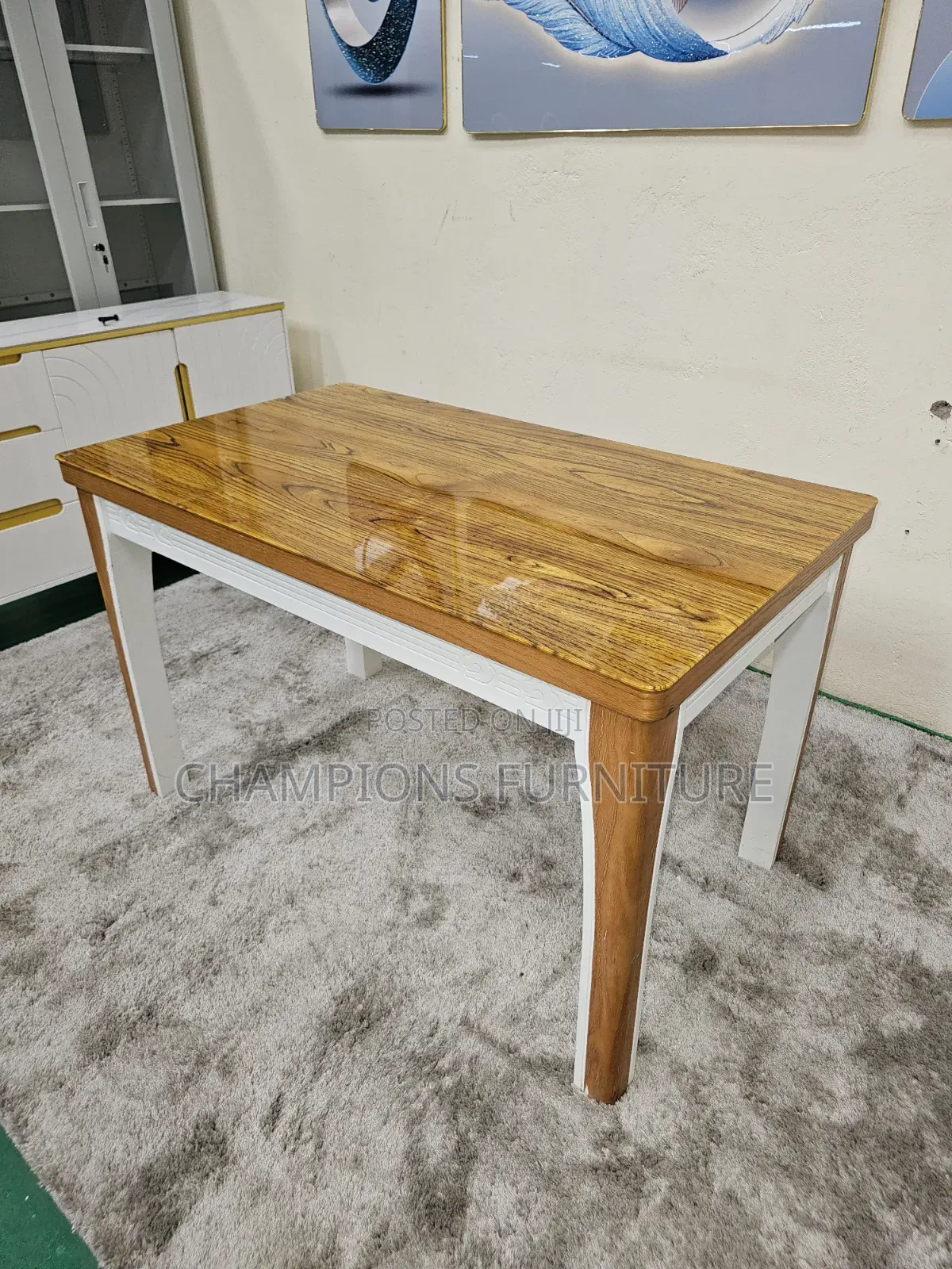 Classic Two Tone Fining Table