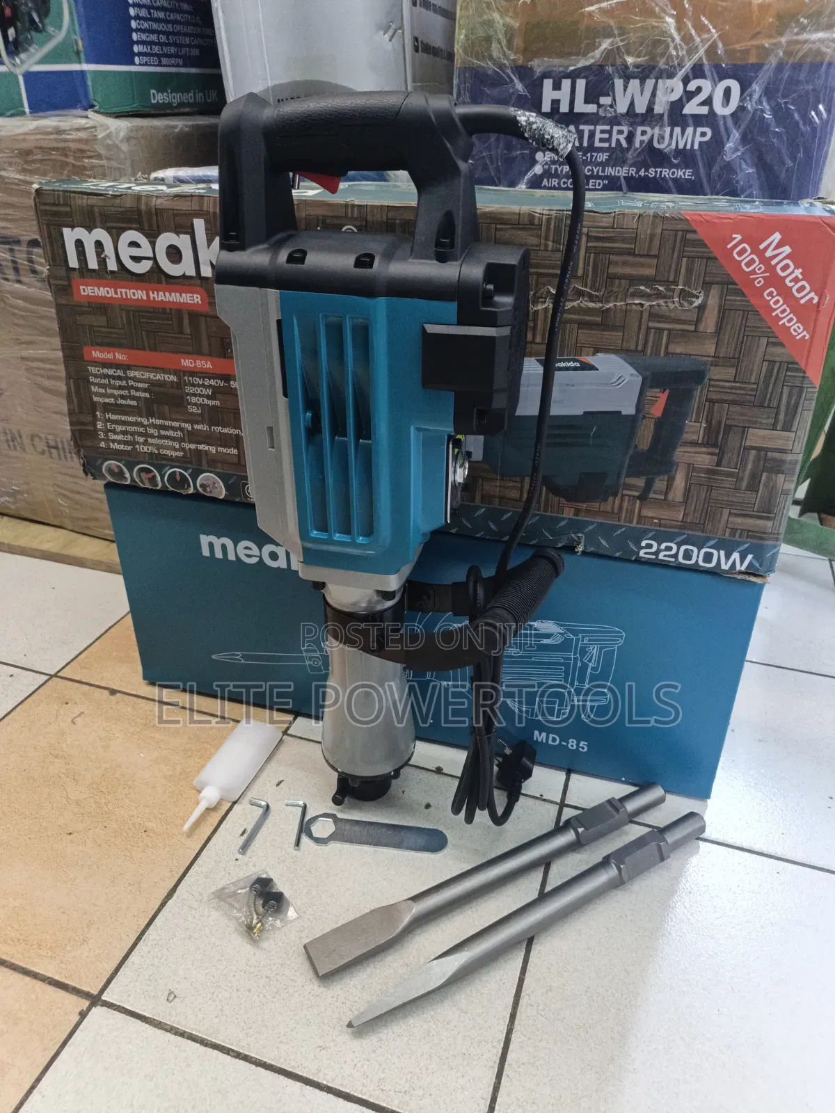 Makita Heavy Duty Concrete Breaker/ Demolition Hammer