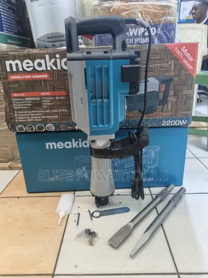 Makita Heavy Duty Concrete Breaker/ Demolition Hammer