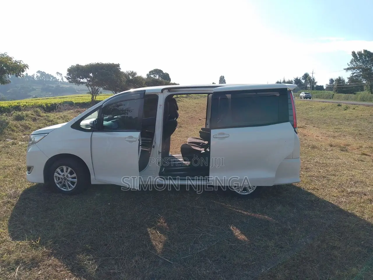 7 Seater Car Hire With a Driver