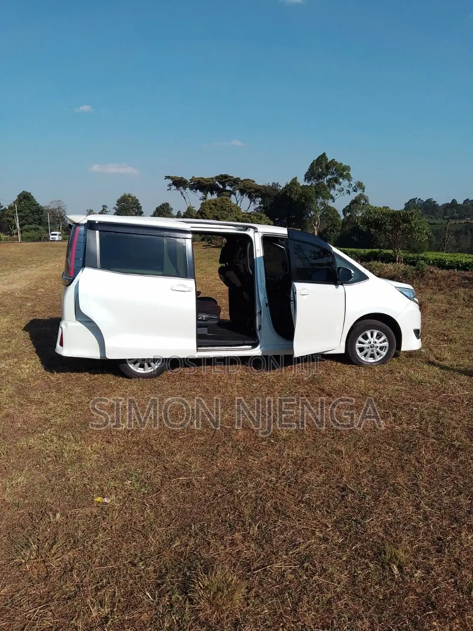7 Seater Car Hire With a Driver