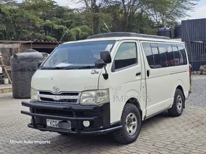 Toyota HiAce 2012 Brown